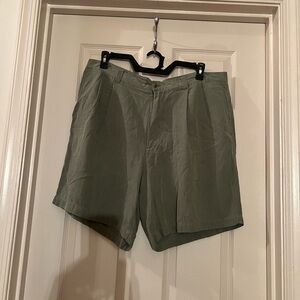 Vintage Arnold Palmer Men Olive Green 100%Silk Pleated 4 Pocket Shorts 40 Waist